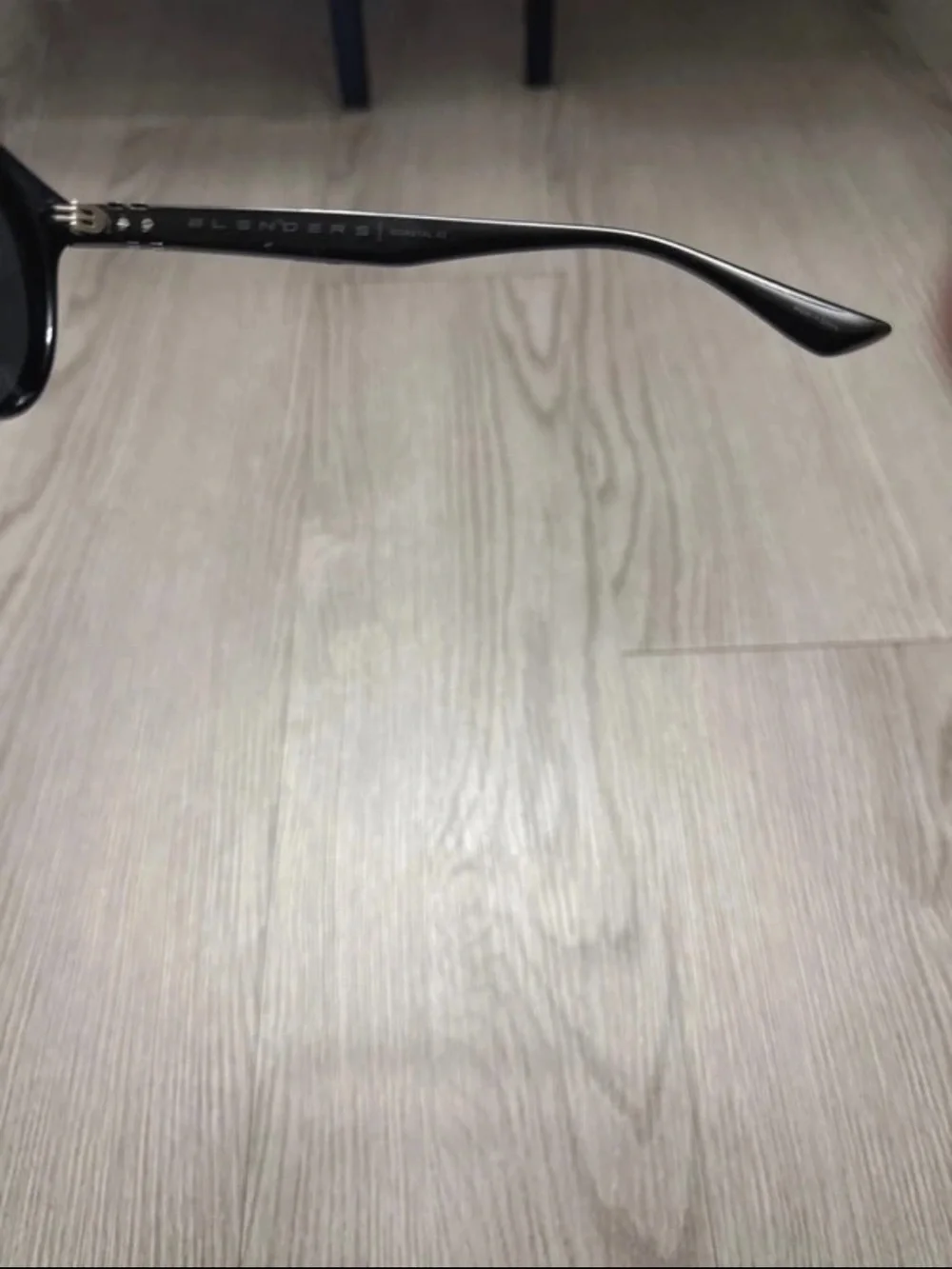 Women's Blenders “jet black” Round Sunglasses